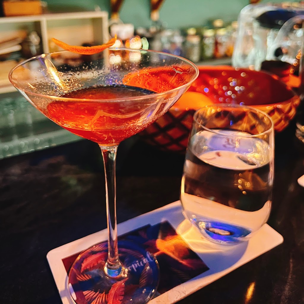 COP bar-Cocktails Of Pioneers 的照片