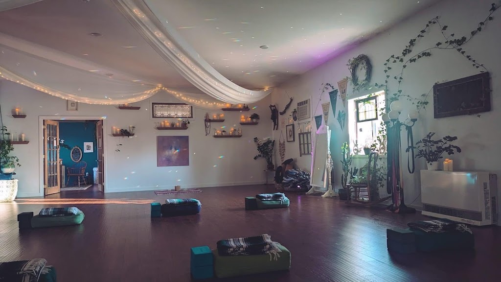  SoulWorks Yoga