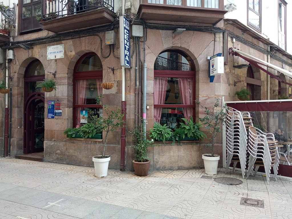 Cafe Bar Central