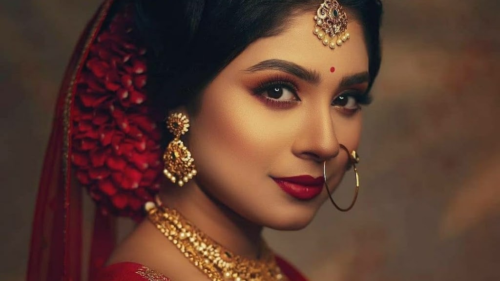 Pretty Looks Beauty Parlour Makeup Studio