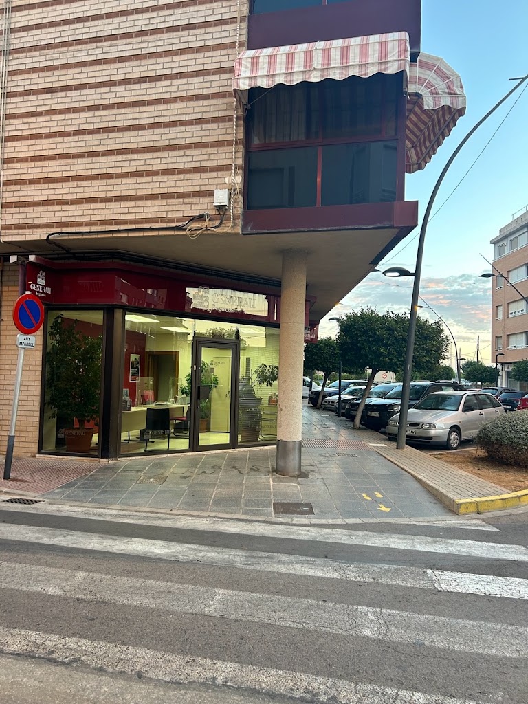 Agencia Generali Forner Seguros — Del propietario