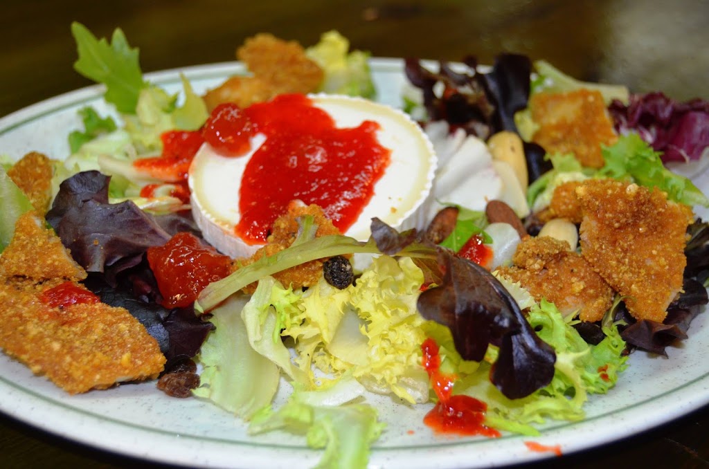 Casa Toni — Comida y bebida