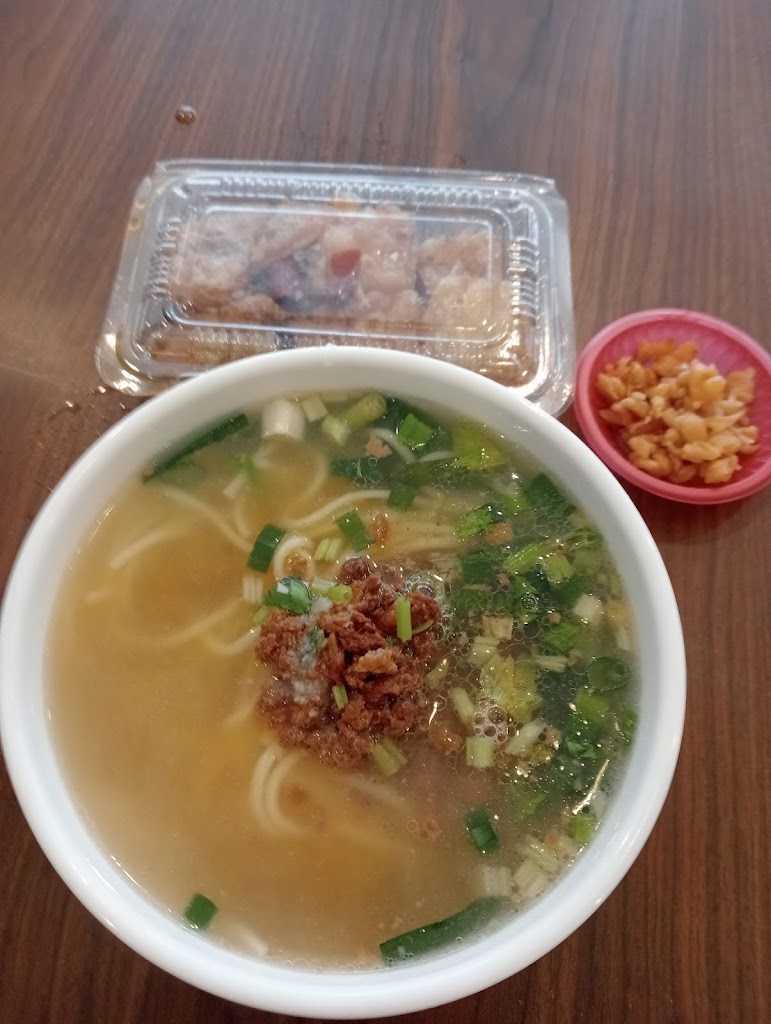 鄉味擔仔麵 的照片