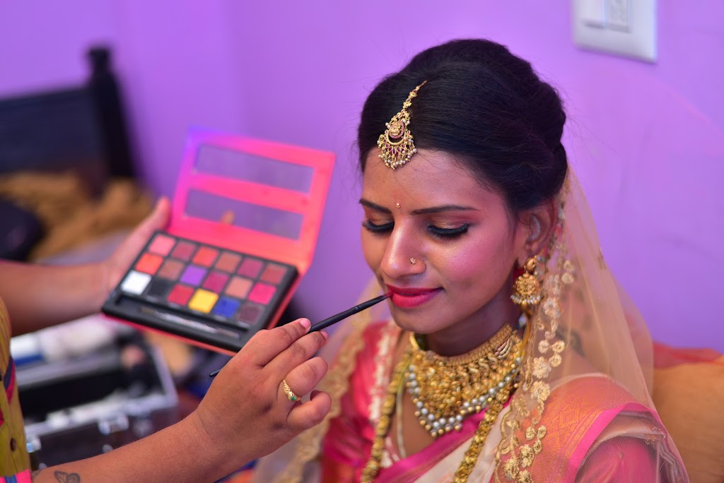 Blossom Saloon And Makeovers Rajarajeshwarinagara Mysore