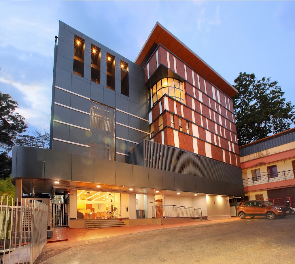 Hotel Ashok International