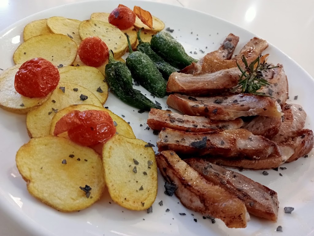 Pirata Lo Monte — Comida y bebida
