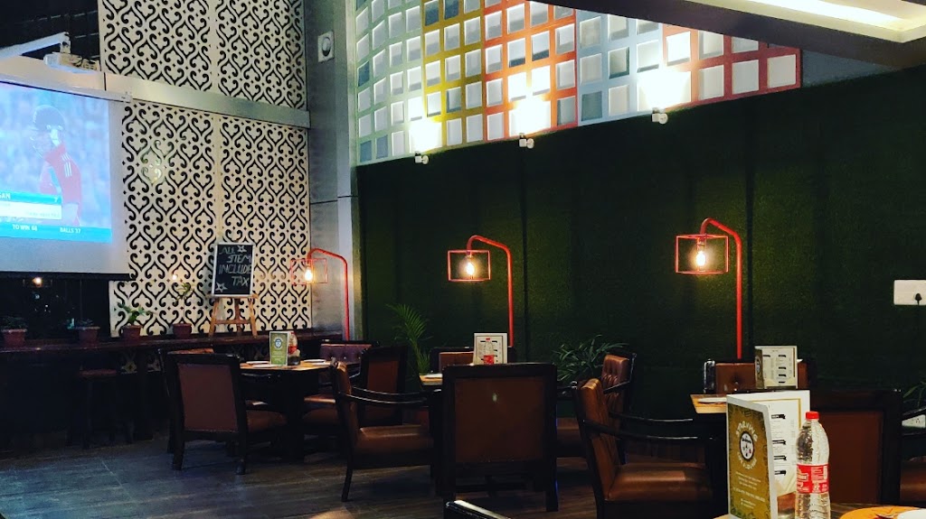 Starving Cafe Lounge Cafe Lounge In Paonta Sahib