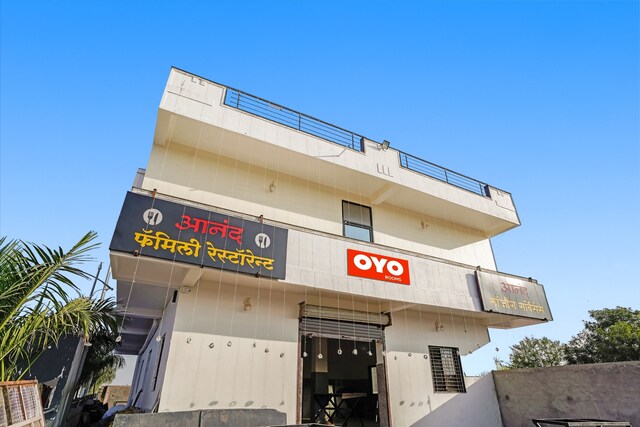 Oyo Flagship Anand Lodging Services