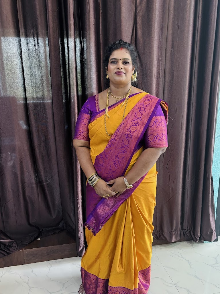 Cut And Curls Professional Unisex Salon