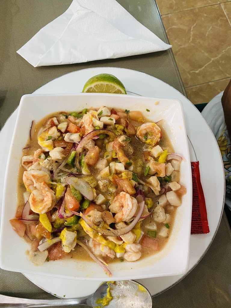 Bar Rincon Del Rey — Comida y bebida
