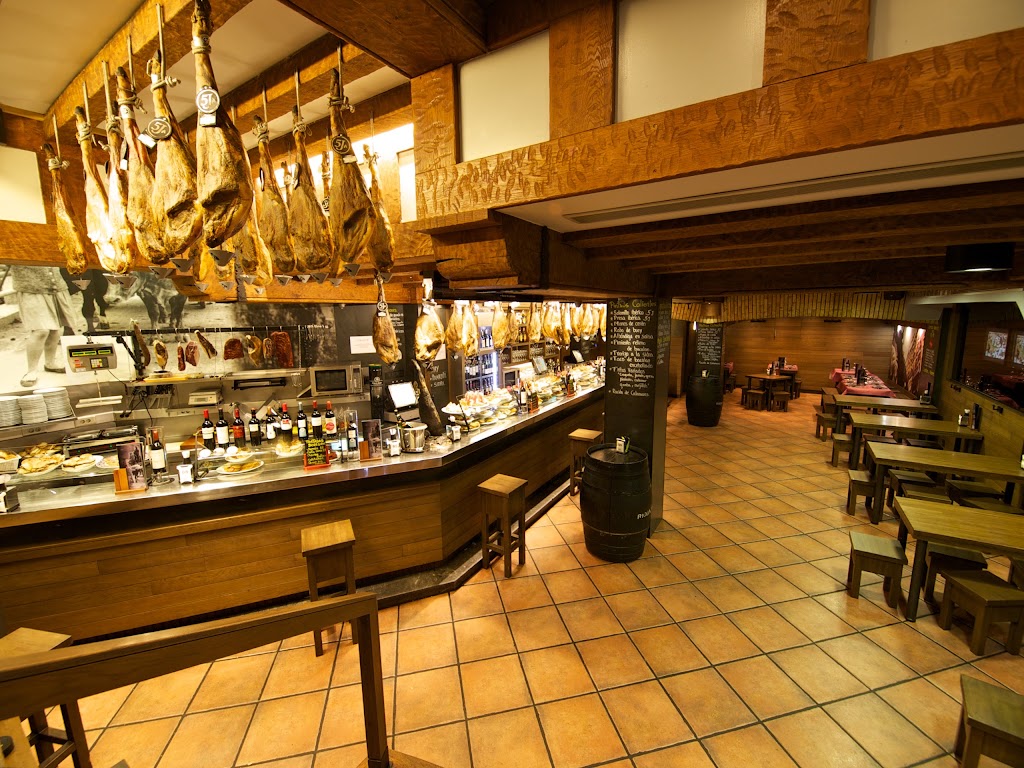 Bodegon Sarria — Ambiente
