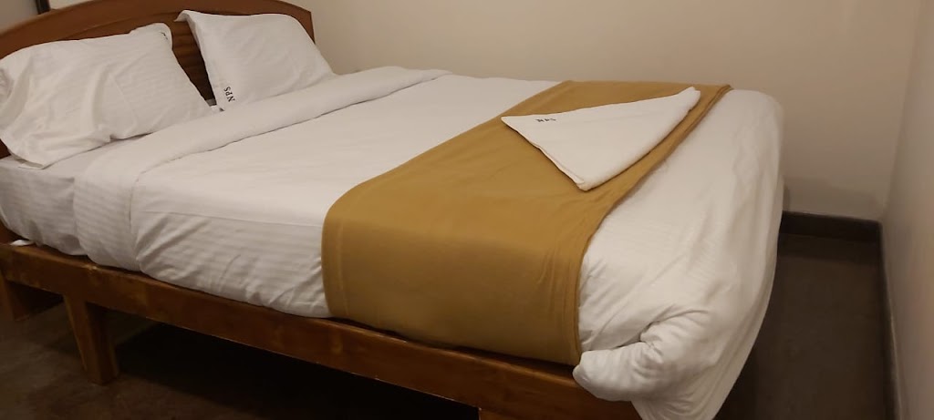 Nps Hotel Lodge