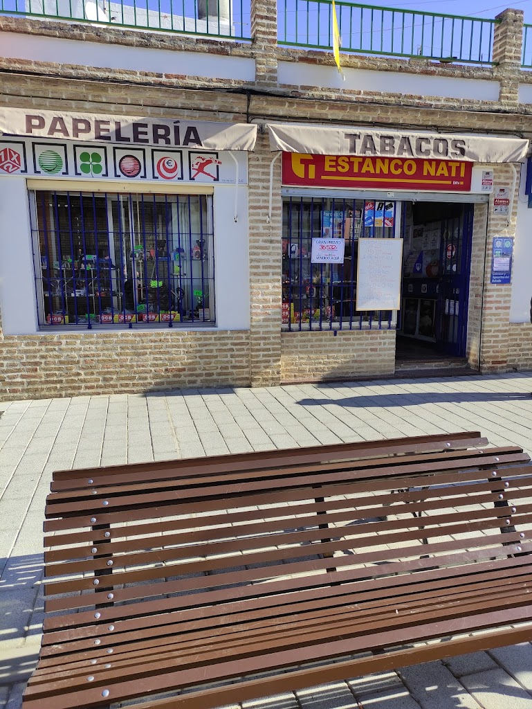 Estanco. Loterias del Estado. Papeleria Nati- Punto NACEX.shop. DHL service point.