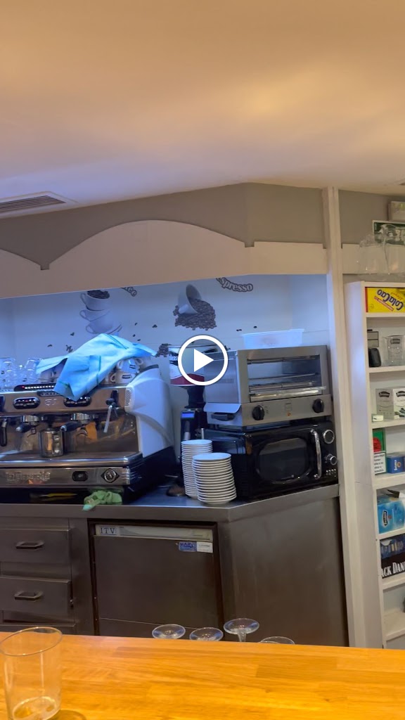 Bar casa julio — Videos