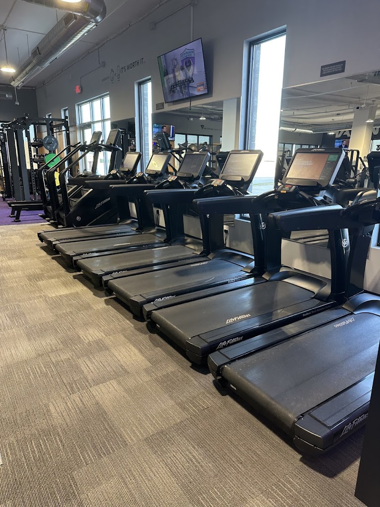  Anytime FItness Hiawatha