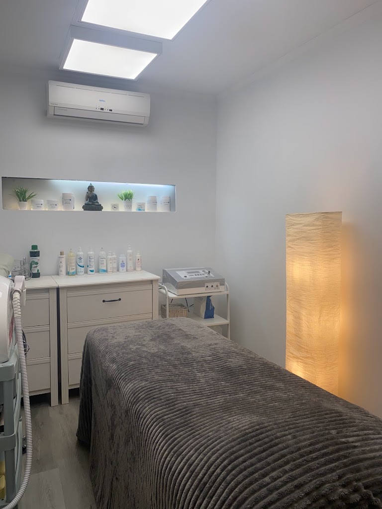 The Beauty Salon — Interior