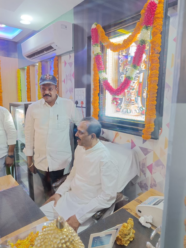Nellore Chepala Pulusu Family Restaurant