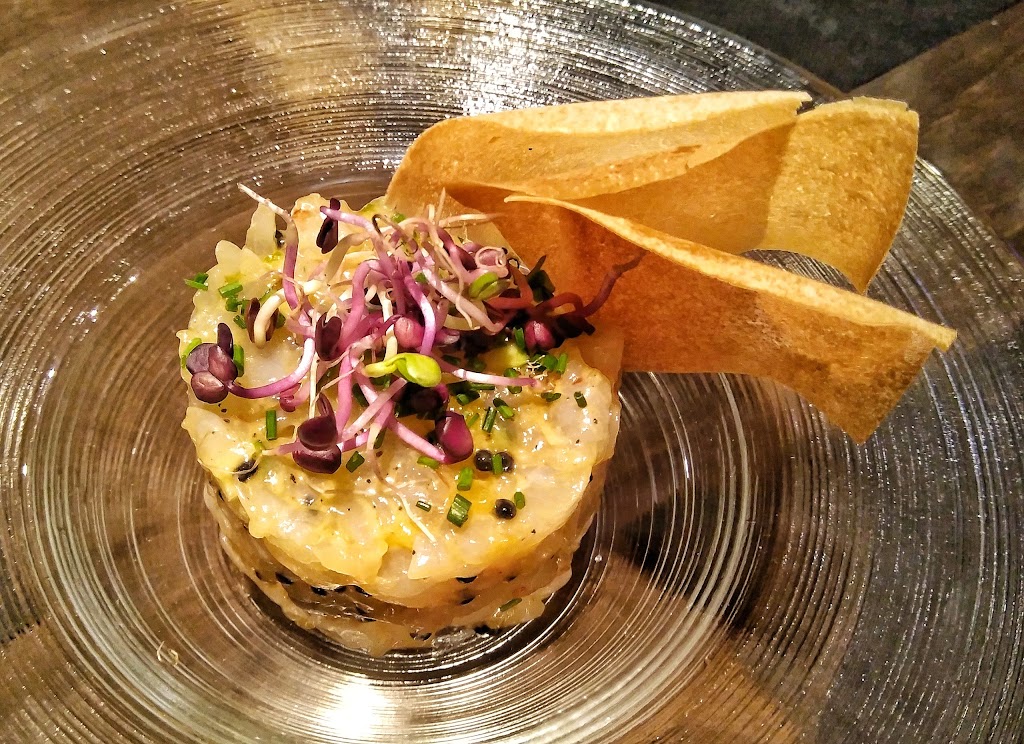 Kosa Bistro — Comida y bebida