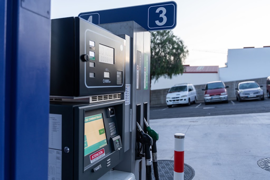Estacion Red de Combustibles Canarios - Gasolina Low Cost — Del propietario