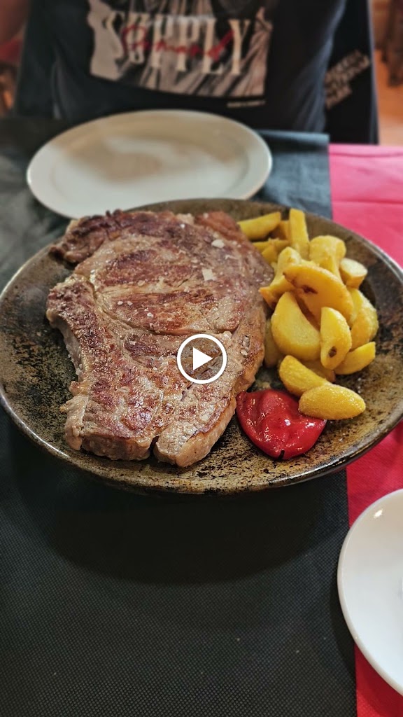 Restaurante Meson Karlos — Videos