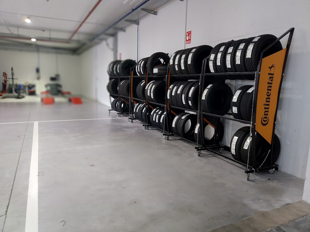 Aldauto Motor Colmenar - Taller Oficial Volkswagen — Interior