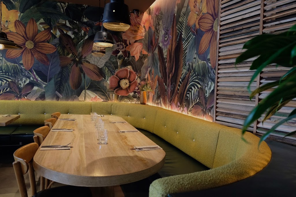 Asian fusion restaurant in Vaudreuil-Sur-Le-Lac