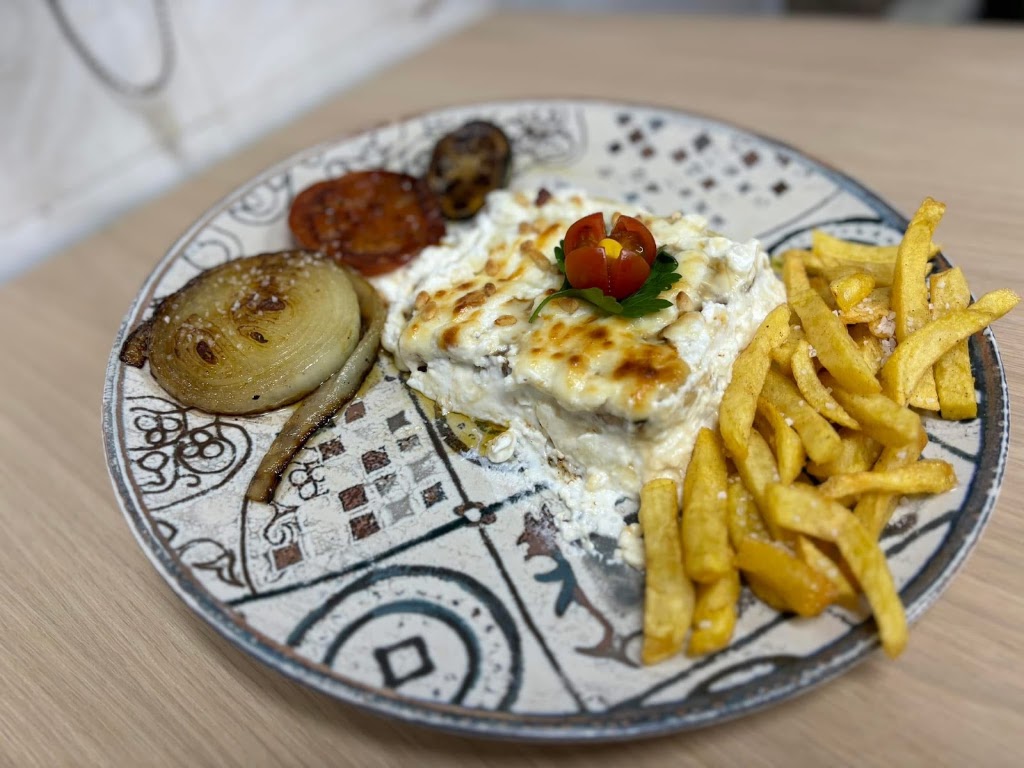 Bar El Santo II — Comida y bebida