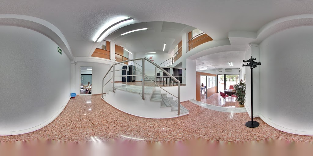 Academia A plus Elche / Universidad. Oposiciones. Primaria. ESO. BAT