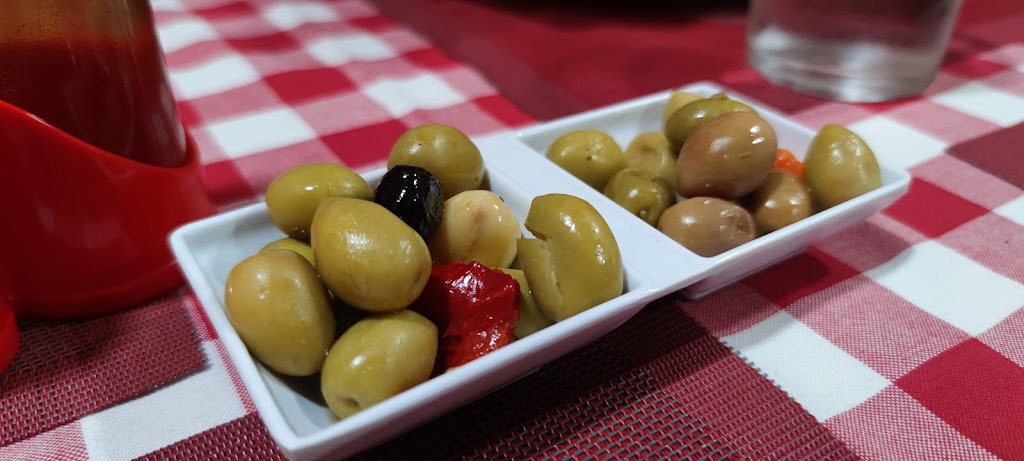 Restaurante Larache — Comida y bebida