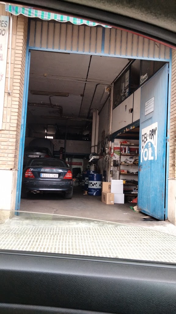 Talleres Garrido — Exterior