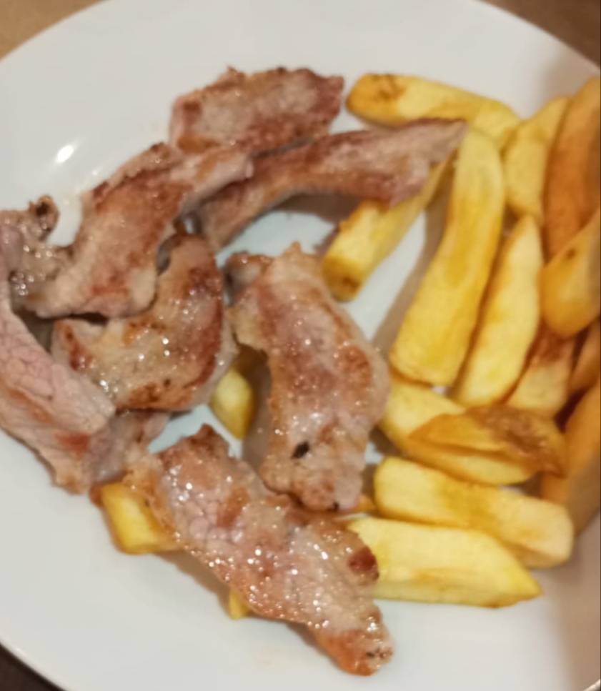 CAFETERIA LA FABULA — Churrasco