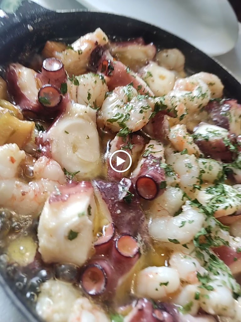 Restaurante parrillada hostal o paraiso — Videos