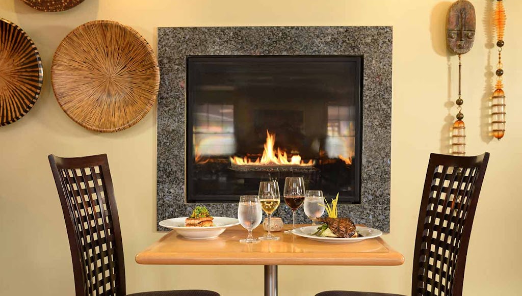 Zees Wine Bar & Grill in Niagara-on-the-Lake