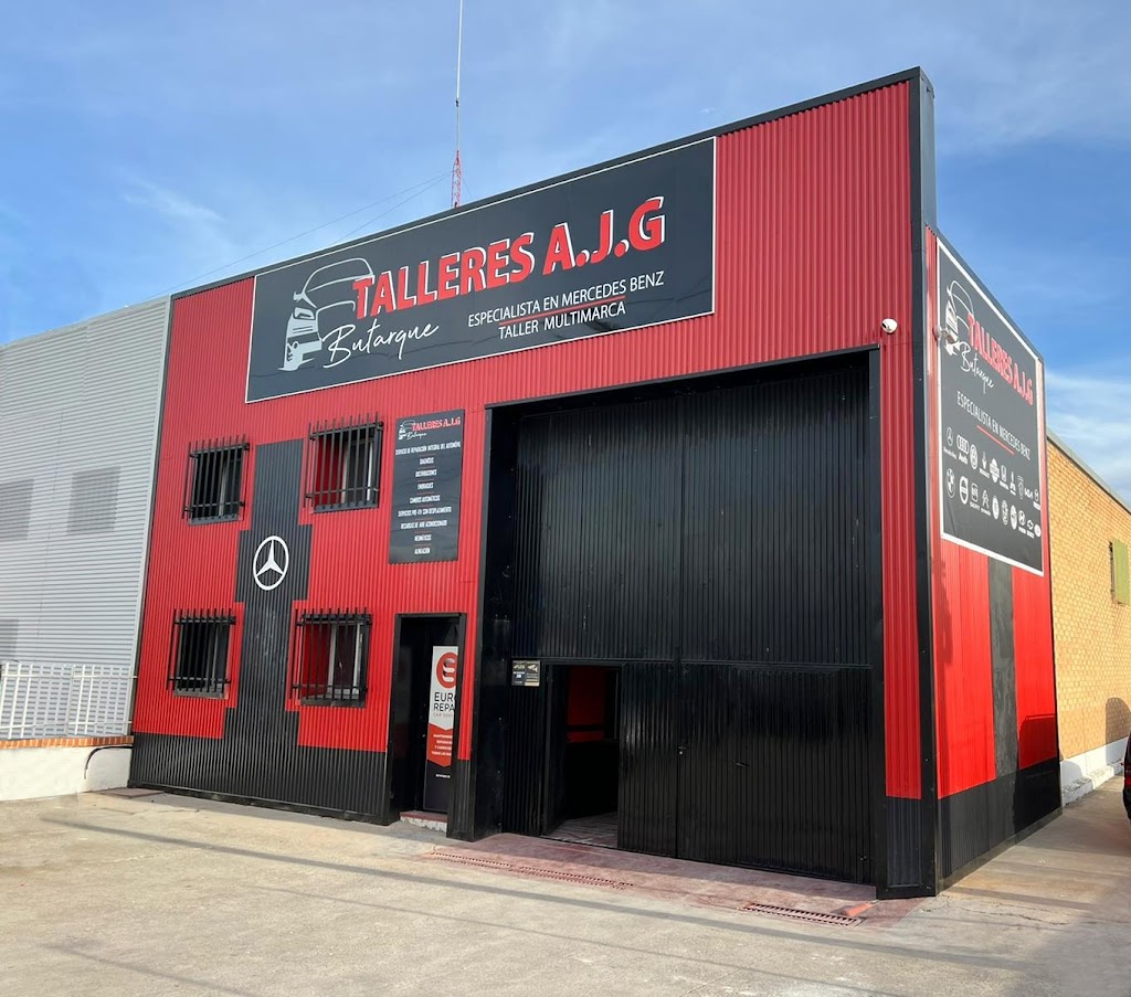 Talleres A.J.G Butarque — Exterior