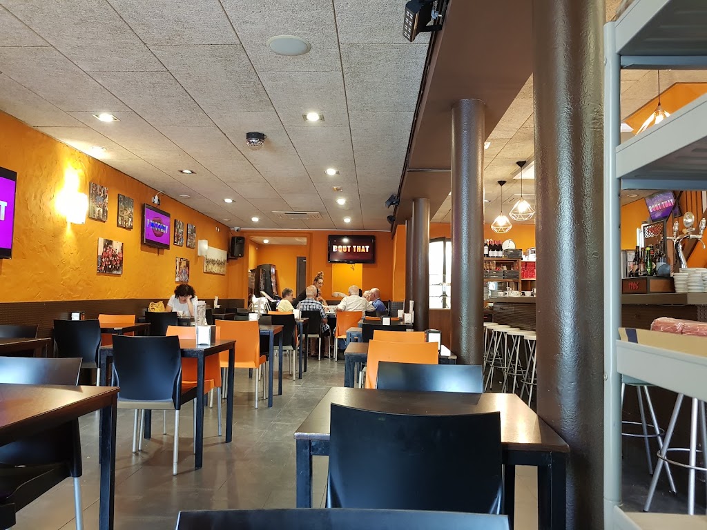 Granja Bar la Krusan — Ambiente