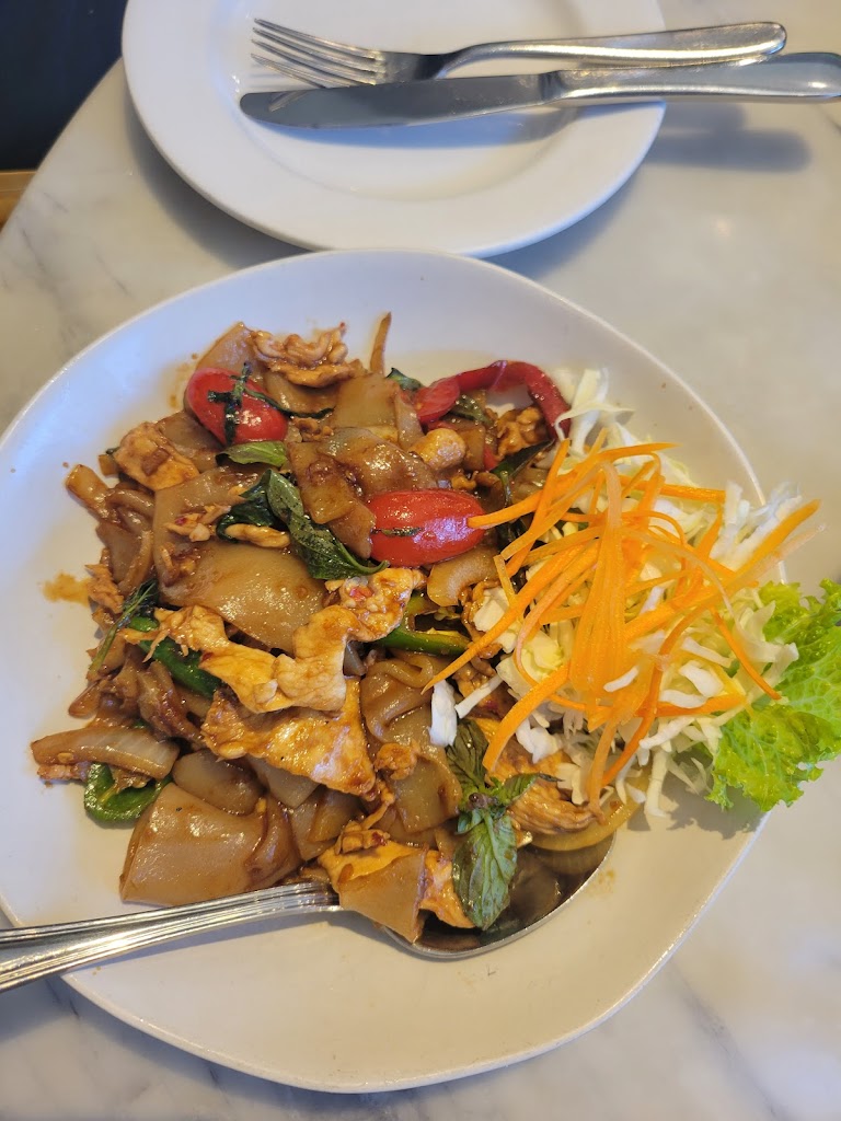 Sisters Thai