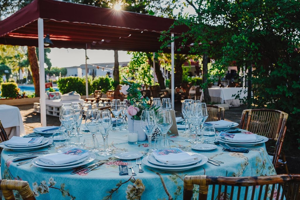 Hotel Restaurante Orellana Perdiz — Ambiente
