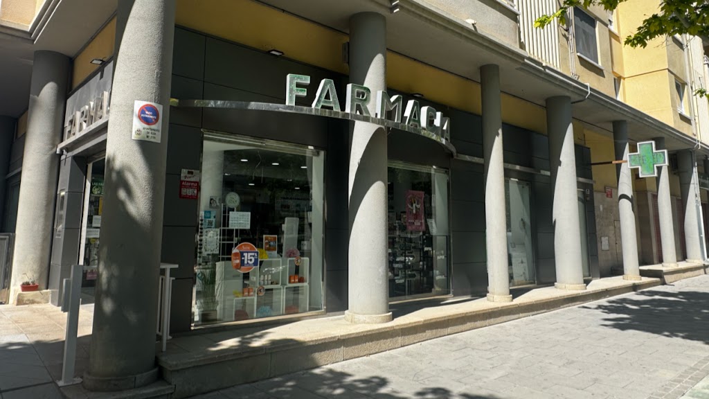 FARMACIA RONDA - Lda Maria Garcia Oltra