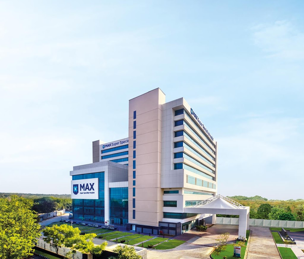 Dr. Max Super Speciality Hospital Dwarka