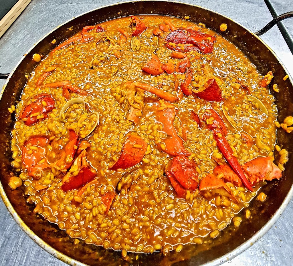 Amarras — Comida y bebida