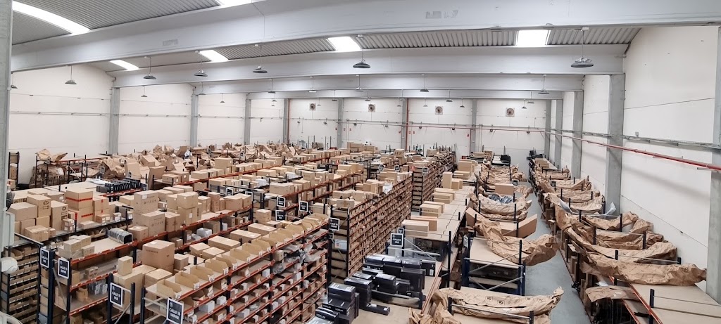 PRO Service Madrid Oeste — Interior