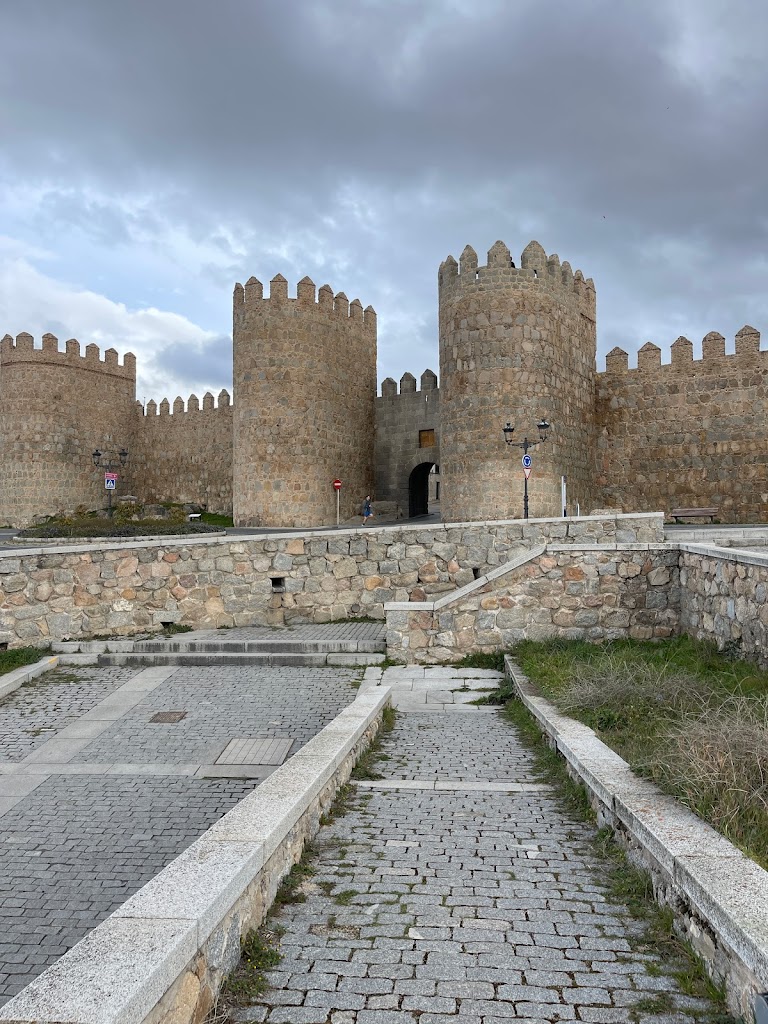 Muralla de Avila, acceso Puente