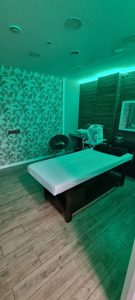 Sara Iqbal - Estetica Avancada — Interior