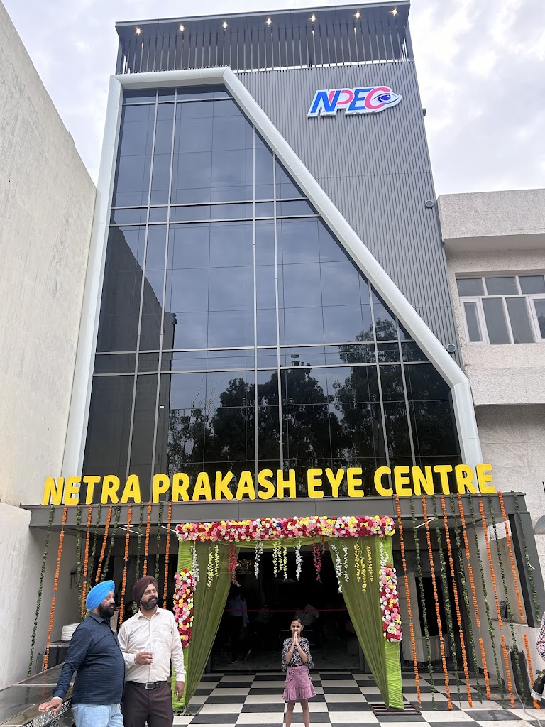 Netra Prakash Eye Centre Best Eye Hospital In Patiala Best Cornea Surgeon Best Cataract Surgery Best Lasik Surgeon