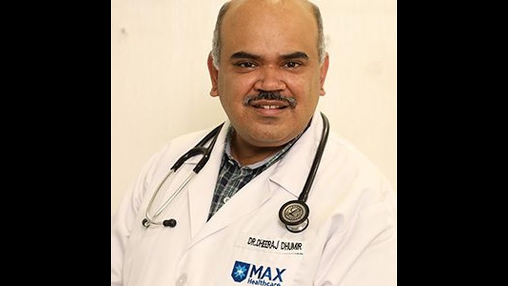 Dr. Dr Dheeraj Dumir Best Cardiologist In Mohali Max Hospital