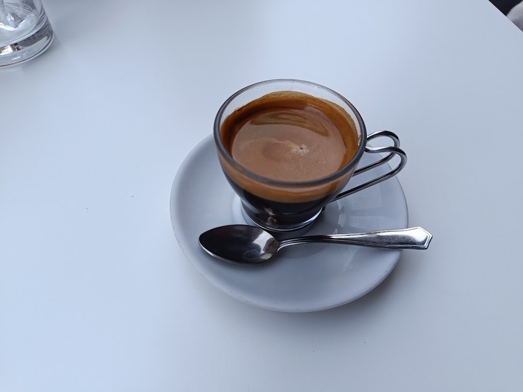 Cafeteria Libra — Cafe