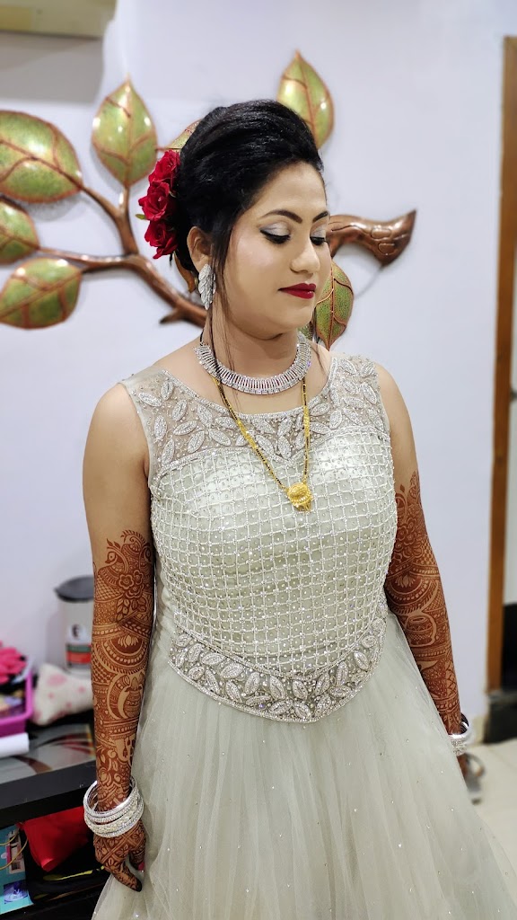 Saburi Makeup Studio And Beauty Parlour