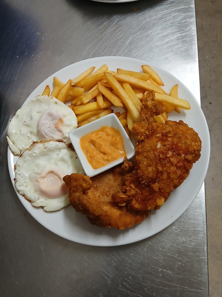 BONHEUR BAR RESTAURANT — Comida y bebida