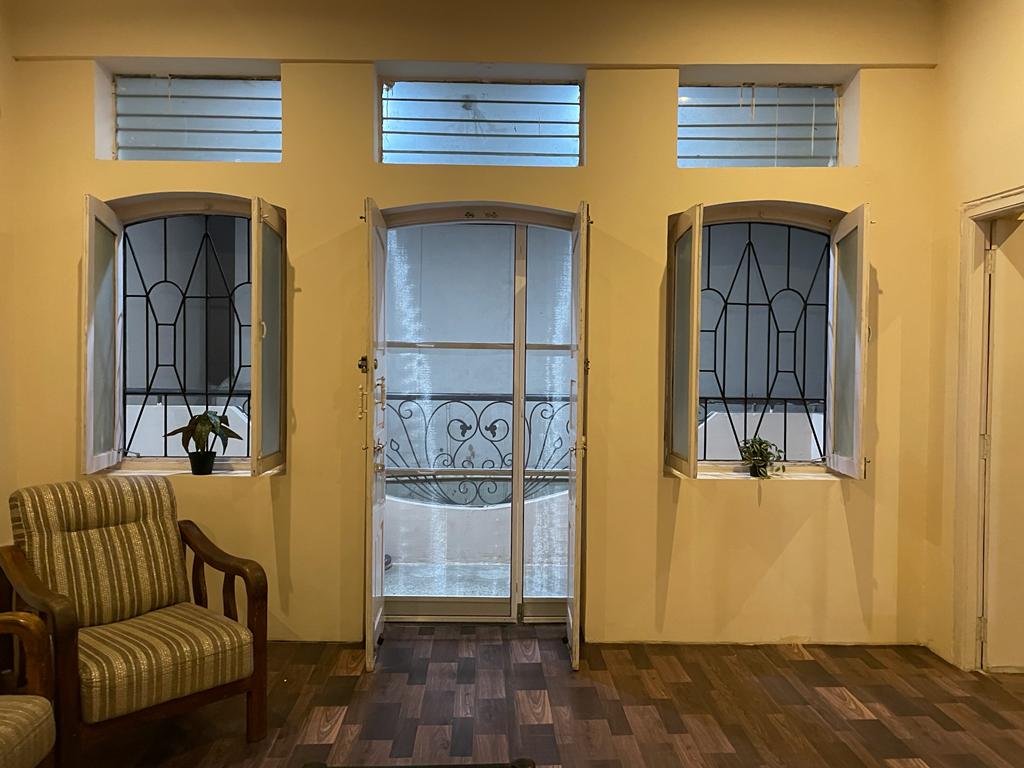 Visitors Lounge By Mmg Banjara Hills Furnished Apt Sharing Rooms Hyderabad