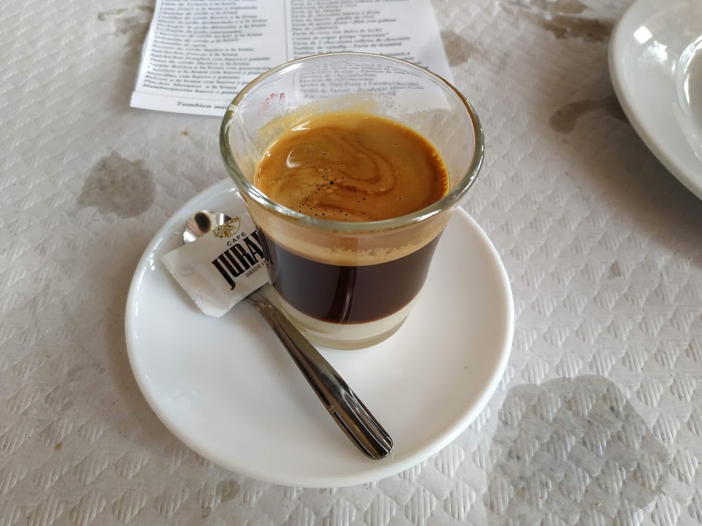 Restaurante Rosa De Los Vientos — Cortado